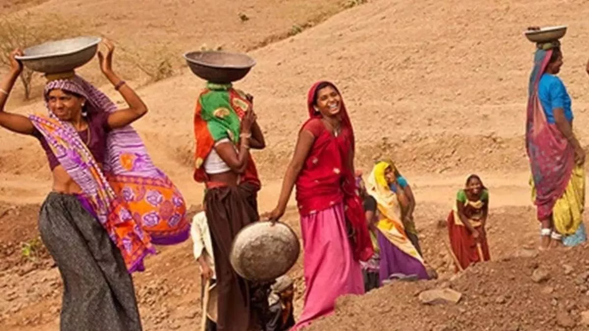 मनरेगा कर्मियों की लंबित मांगों पर जोर, सरकार को 15 नवंबर तक अल्टीमेटम, मजदूरों पर पड़ेगा असर