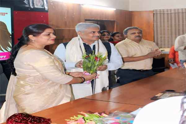 सर्वाइकल कैंसर से बचाव के लिए नियमित जांच जरूरी : VBU कुलपति
