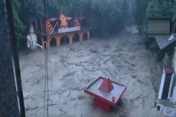 देहरादून में बादल फटने से तबाही : सहस्त्रधारा में कई दुकानें बहीं, कई लापता, सीएम धामी ने जताया दुख