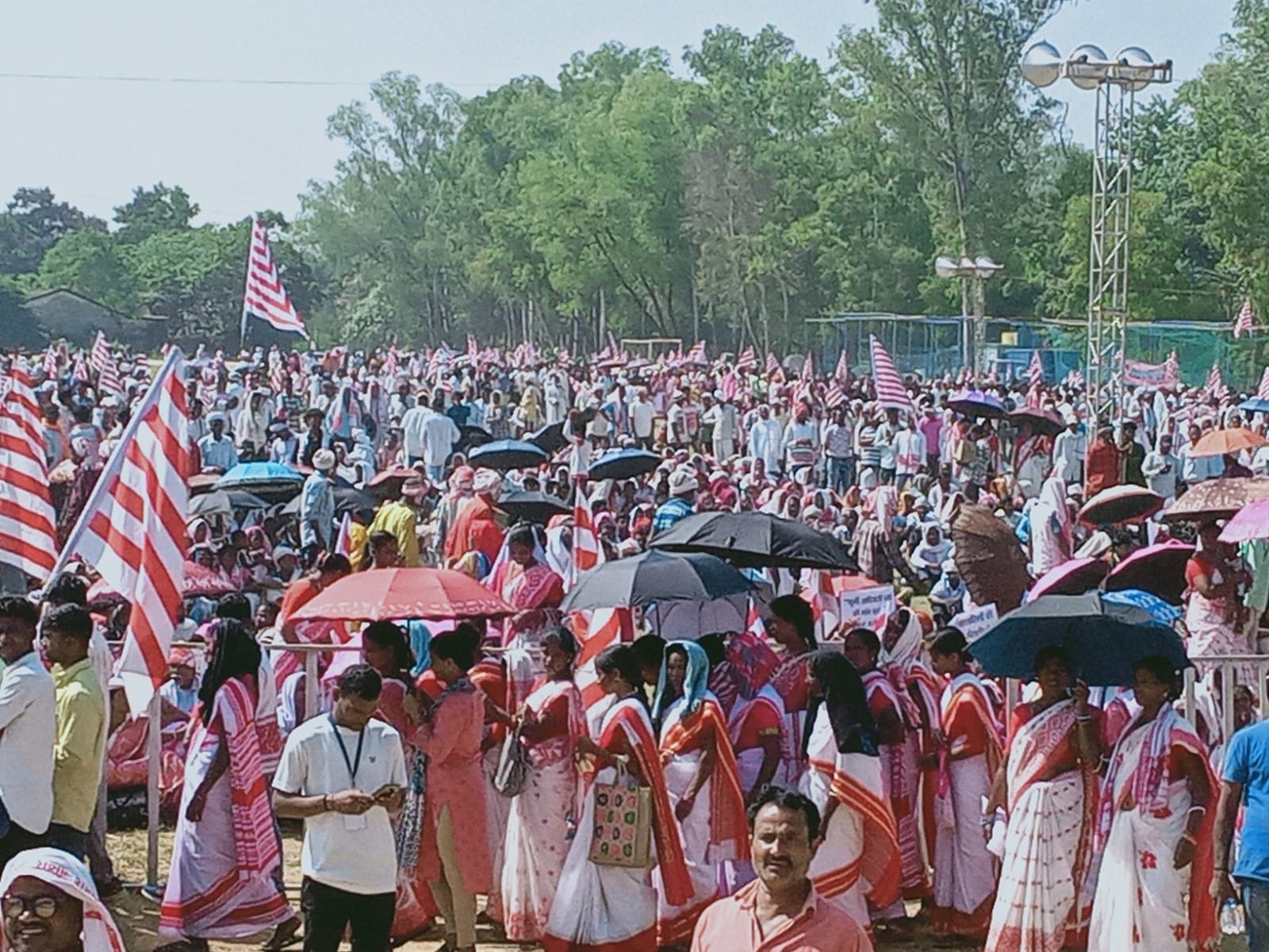 आदिवासी हुंकार रैली में एकजुट हुआ समाज, कुड़मी एसटी मांग के खिलाफ भरेंगे हुंकार