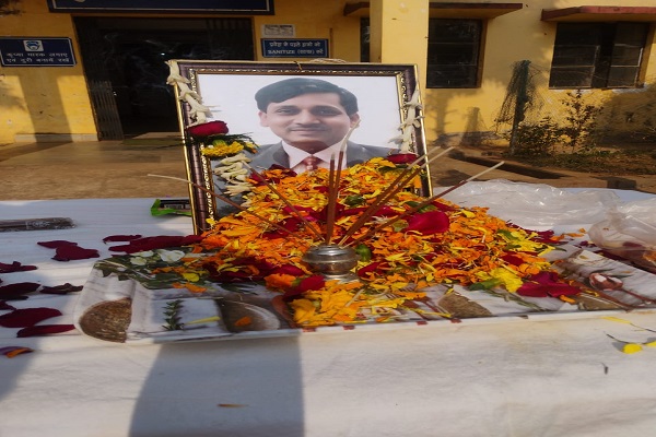 जमशेदपुर: जाने-माने डॉक्टर ओ.पी. चौधरी का निधन, लोगों ने दीं अश्रुपूर्ण विदाई