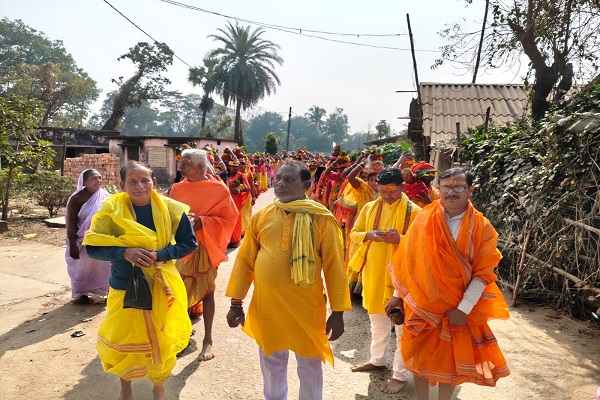 जमशेदपुर:भक्ति के रंग में डूबा पांचरुलिया, 100 साल पुराने बाबा भीमेश्वर शिव मंदिर का हुआ जीर्णोद्धार