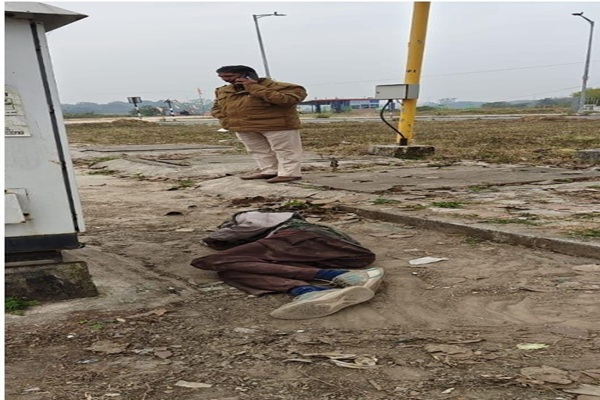 रांची :  स्मार्ट सिटी में एक व्यक्ति का शव बरामद, ठंड से मौत की आशंका