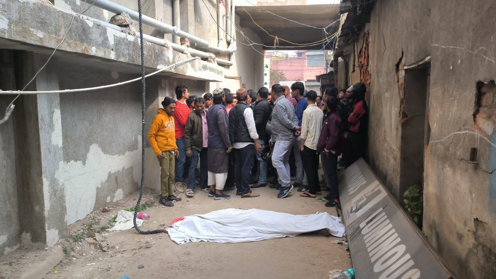 रांची के मेन रोड स्थित THE KEN होटल की निर्माणाधीन बिल्डिंग से गिरकर मजदूर की  मौत