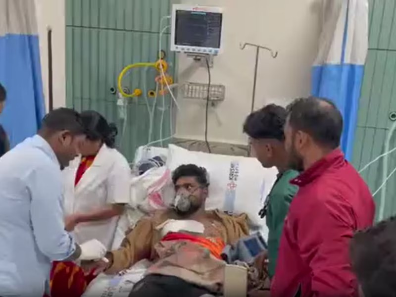 समस्तीपुर :  सरपंच के बेटे को अपराधियों ने मारी गोली, हालत नाजुक