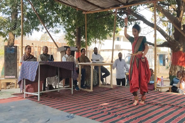 जमशेदपुर: खंडामौदा पीएमश्री स्कूल में खेलकूद प्रतियोगिता शुरू, 31 जनवरी को सम्मानित होंगे विजेता