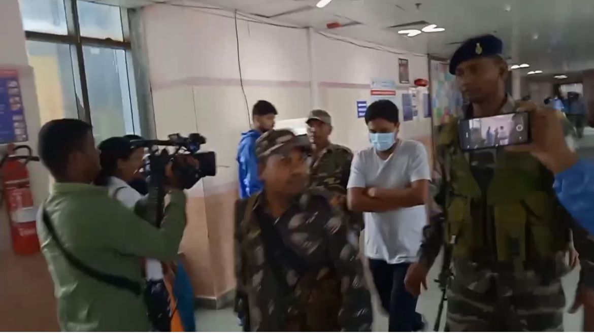 शराब घोटाला : छत्तीसगढ़ के कारोबारी सिद्धार्थ सिंघानिया को ACB कोर्ट में किया गया पेश