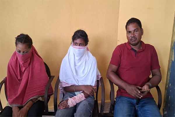 चक्रधरपुर : दो नाबालिग लड़कियों की अपहरण की कोशिश, चलती गाड़ी से कूदकर बचाई जान
