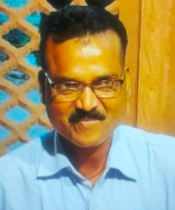 पलामू :  बर्खास्त अनुसेवक की हार्ट अटैक से मौत, मुआवजा व नौकरी की मांग