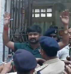 RJD प्रत्याशी सत्येंद्र साह को नामांकन के तुरंत बाद झारखंड पुलिस ने किया गिरफ्तार, 2004 के बैंक लूटकांड में था वांछित