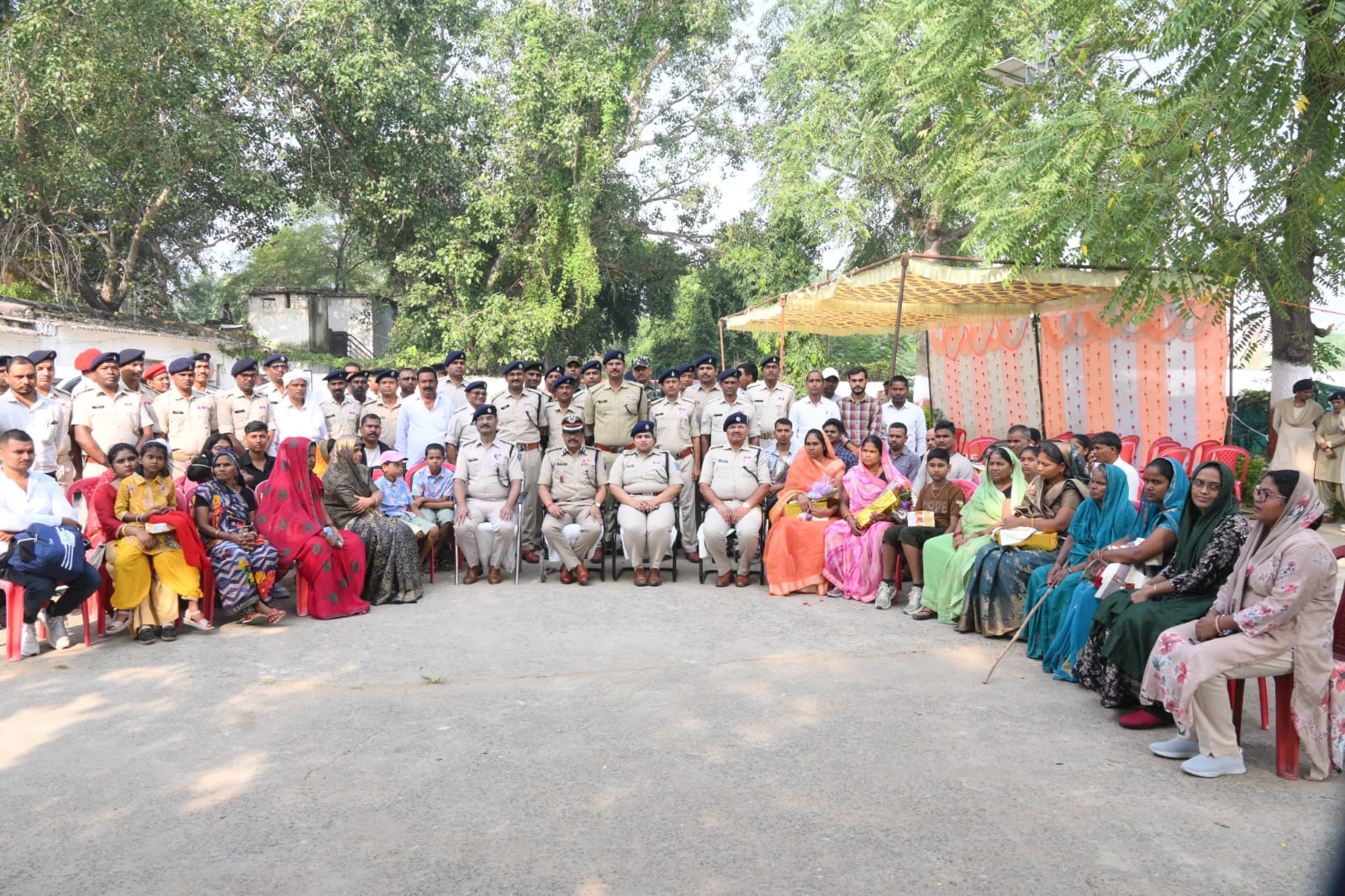 पलामू :  पुलिस संस्मरण दिवस पर शहीद जवानों को किया गया नमन