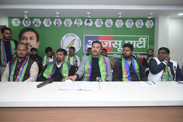 मार्च में युवा आजसू का राज्यस्तरीय प्रतिनिधि सम्मेलन, सरकार की नीतियों पर सुदेश महतो के सवाल