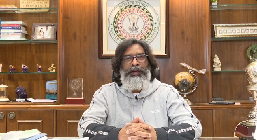 प्रकृति के साथ एकात्मता, संयम व सहजता है योग का वास्तविक स्वरूप :  सीएम हेमंत