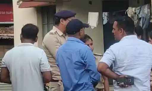 समस्तीपुर :  बहुचर्चित बैंक लूटकांड का मुख्य आरोपी हथकड़ी सहित फरार