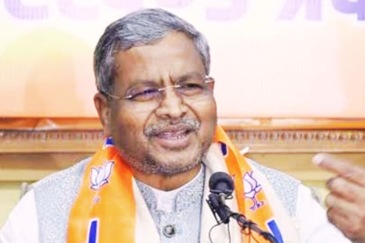 बाबूलाल ने शराब घोटाले को लेकर सीएम पर साधा निशाना, कहा-ये डील बहुत बड़ी है