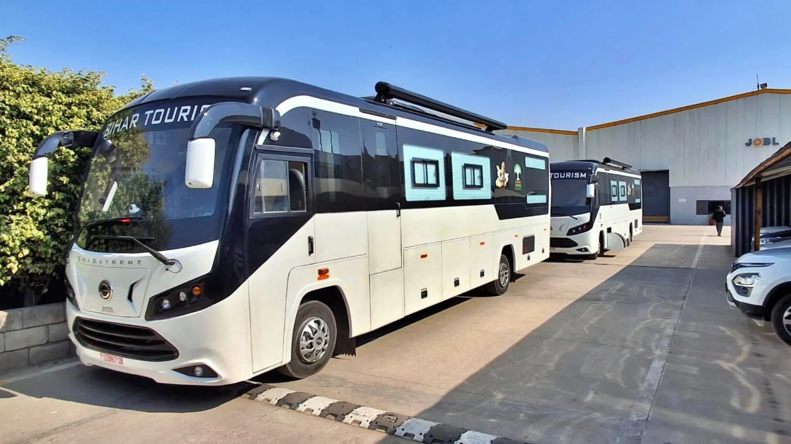 बिहार में जल्द शुरू होगी लग्जरी ‘कैरावैन बस’ सेवा, सफर में मिलेंगी होटल जैसी सुविधाएं