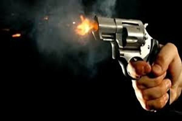 खूंटी :  अपराधियों ने 25 वर्षीय युवक की गोली मारकर की हत्या