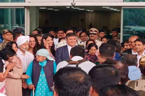 जस्टिस तरलोक सिंह चौहान पहुंचे रांची, कल होगा शपथ ग्रहण समारोह