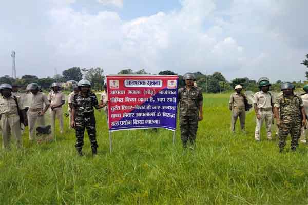 सिमडेगा :  दुर्गा पूजा को लेकर पुलिस ने किया मॉक ड्रिल, दिए गए कई निर्देश