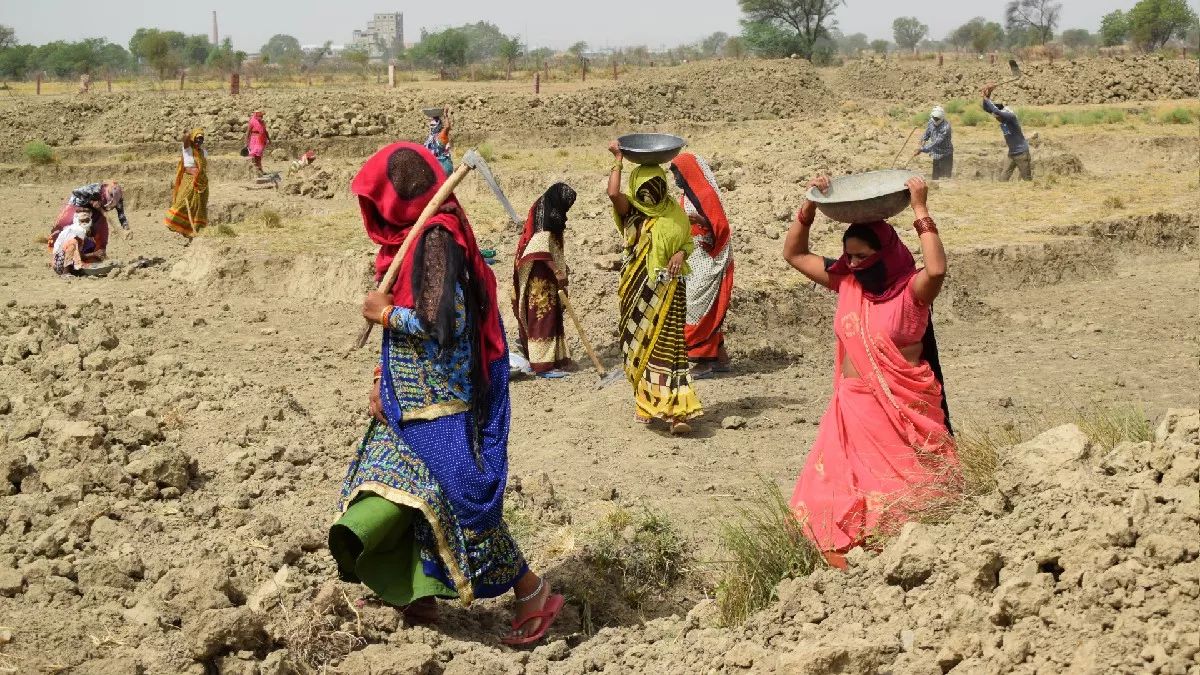 8 माह से मनरेगा कर्मियों को नहीं मिला मानदेय, ई-ट्रेजरी में तकनीकी खामियां बनी बाधा