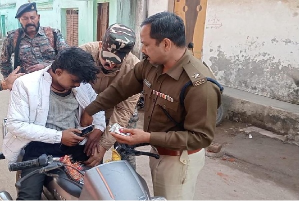 रामगढ़ में  एंटी क्राइम चेकिंग अभियान, 6.9 ग्राम ब्राउन शुगर के साथ युवक गिरफ्तार
