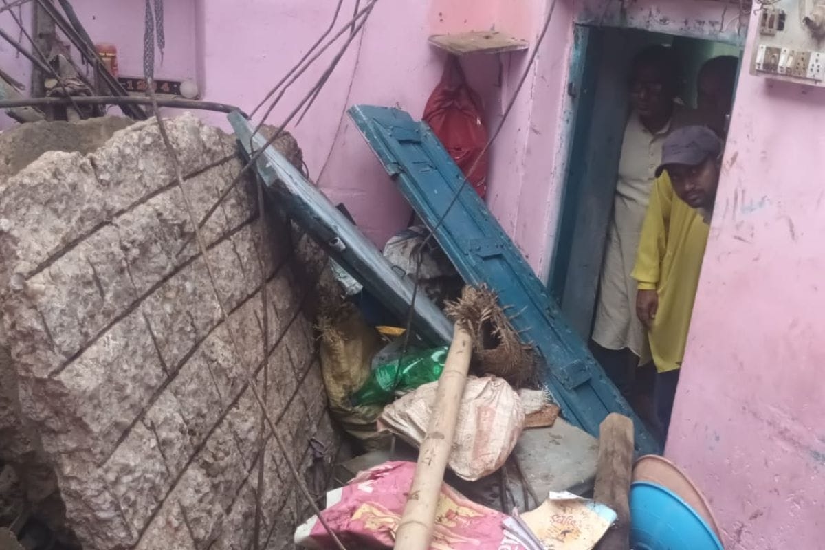 हजारीबाग: घर की छत गिरने से पति-पत्नी की दबकर मौत