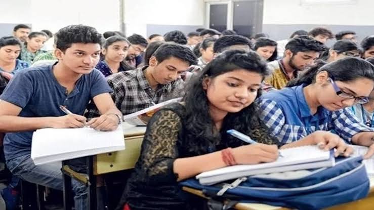 भोजपुर :  अवैध रूप से चल रहे कोचिंग सेंटरों को प्रशासन ने दी चेतावनी