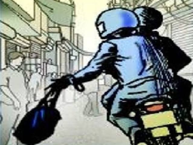 सारण में दिनदहाड़े पेट्रोल पंप कर्मी से 7 लाख रुपये की लूट