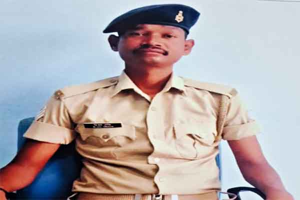 श्रावणी मेला ड्यूटी के बाद से लापता पुलिस जवान का शव पलामू से बरामद, पत्थर से कूचकर हत्या