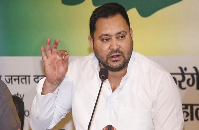 तेजस्वी यादव पर महाराष्ट्र और UP में FIR, पीएम पर आपत्तिजनक टिप्पणी करने का आरोप