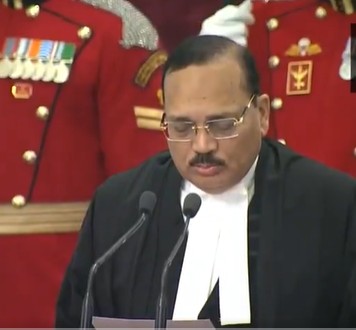 जस्टिस सूर्यकांत ने भारत के 53वें CJI के रूप में ली शपथ, 15 महीने का होगा कार्यकाल