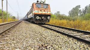 पटना-भागलपुर इंटरसिटी में दम घुटने से यात्री की मौत, तीन की तबीयत बिगड़ी