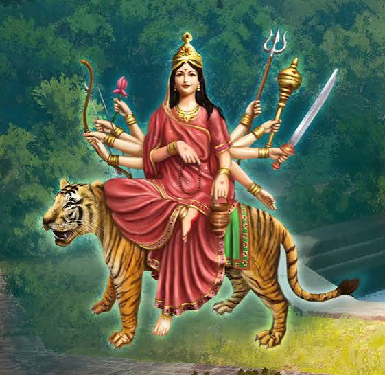 मां चंद्रघंटा की आराधना से दूर होते हैं कष्ट, लगाएं दूध से बनी चीजों का भोग