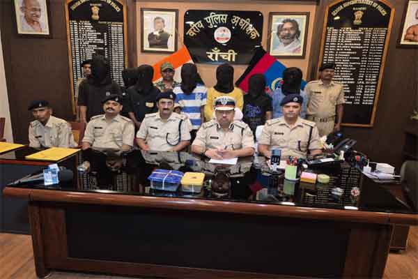 रांची :  बिजली तार स्क्रैप चोरी गिरोह का भंडाफोड़, 8 गिरफ्तार