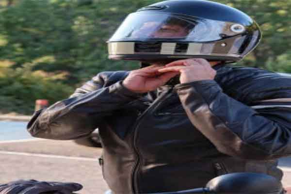 झारखंड : बिना हेलमेट वाहन चलाने वालों से रोजाना वसूले जा रहे 42.78 लाख जुर्माना