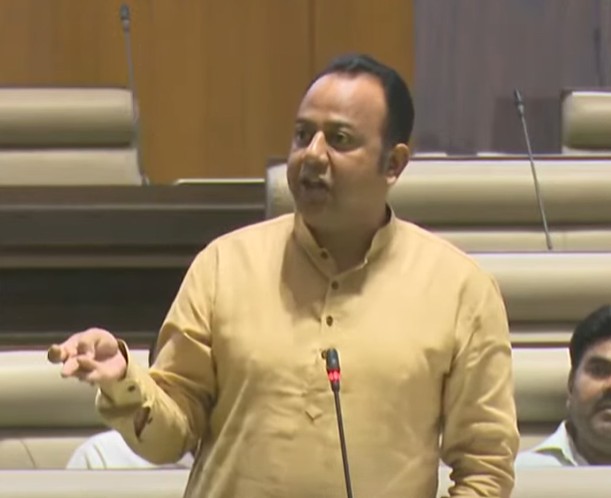 मॉनसून सत्र :  सदन में गूंजा झारखंड राज्य विश्वविद्यालय विधेयक और सूर्या हांसदा एनकाउंटर का मुद्दा