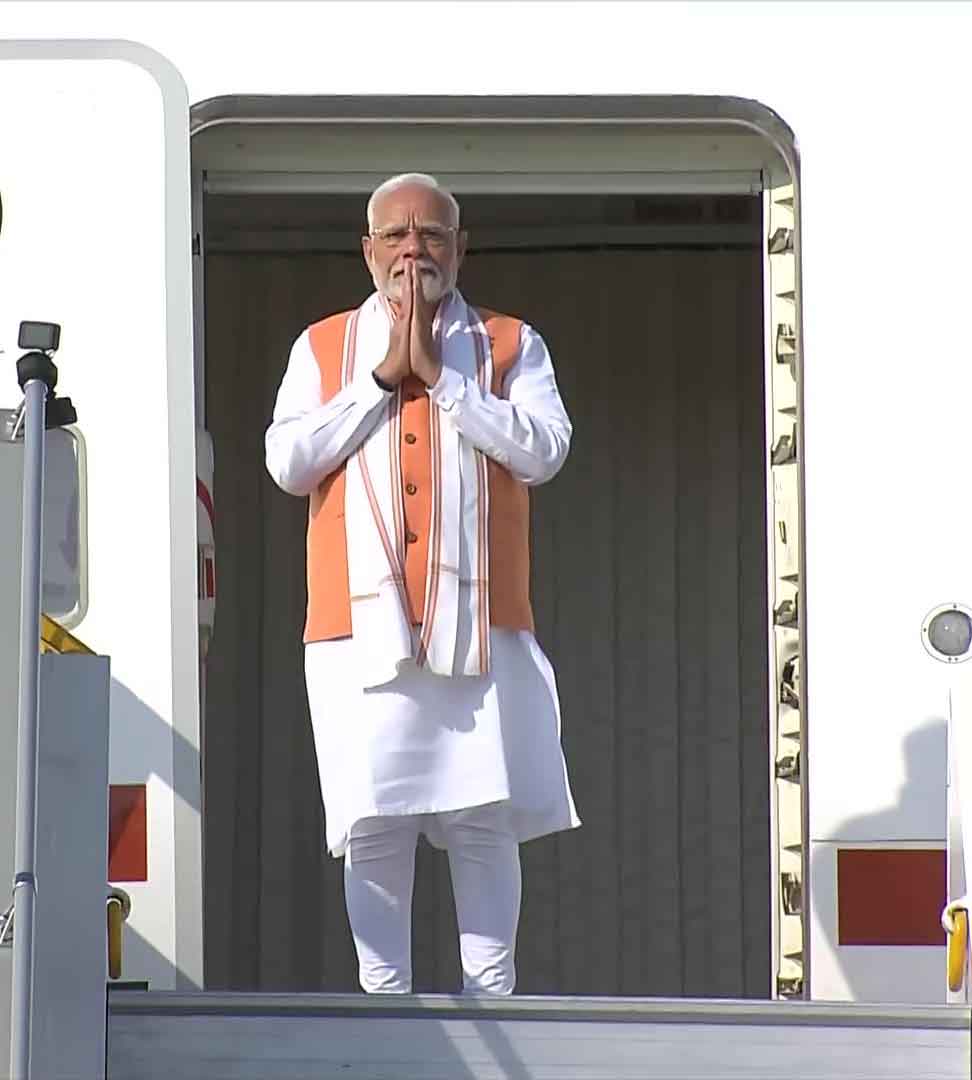 8 दिन, 5 देश :  पीएम मोदी विदेश यात्रा के लिए रवाना, BRICS समिट में भी लेंगे हिस्सा