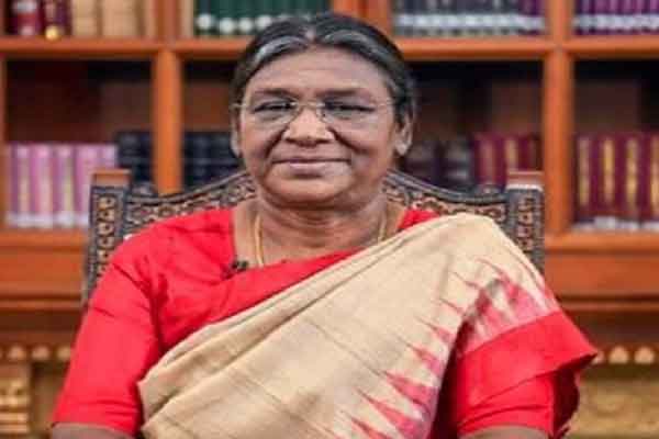देवघर :  राष्ट्रपति की सुरक्षा चूक मामले में चार पुलिसकर्मी निलंबित