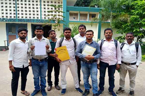 झारखंड :  आधार ऑपरेटरों को एक साल से नहीं मिला मानदेय, आंदोलन की चेतावनी