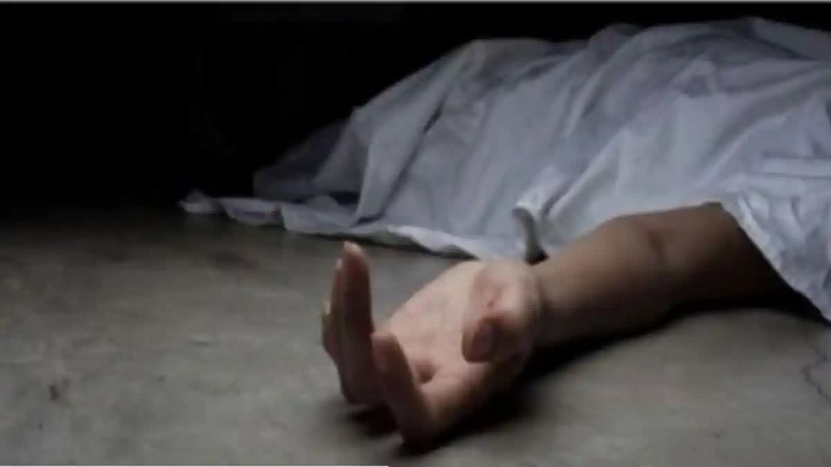 नामकुम रेलवे क्रॉसिंग के पास बस खलासी का शव बरामद, जांच में जुटी पुलिस