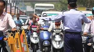 पटना :  दुर्गा पूजा पर ट्रैफिक नियमों की अनदेखी पड़ी भारी, दो दिन में कटे 61.81 लाख के चालान