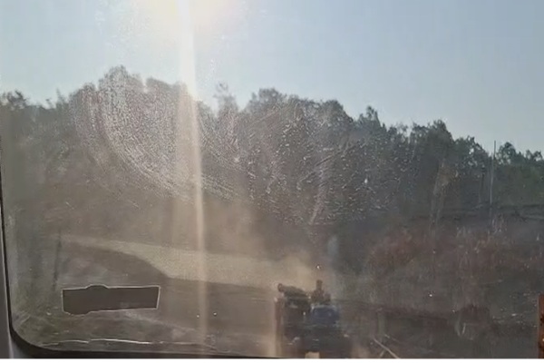 हजारीबाग :  बड़कागांव में दिन-रात चल रहा अवैध कोयले का कारोबार , माफियाओं के हौसले बुलंद