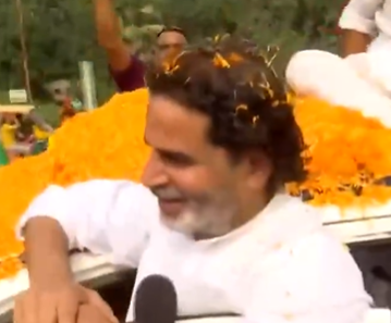 प्रशांत किशोर का तेजस्वी पर तंज, कहा-हार रहे हैं, इसलिए बेकार की बातें कर रहे हैं