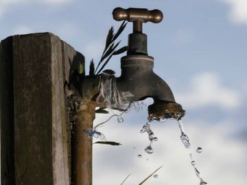 देवघर के तीन गांवों में नल जल योजना पर तीन करोड़ खर्च, पर 627 घरों को अब भी नहीं मिल रहा पानी