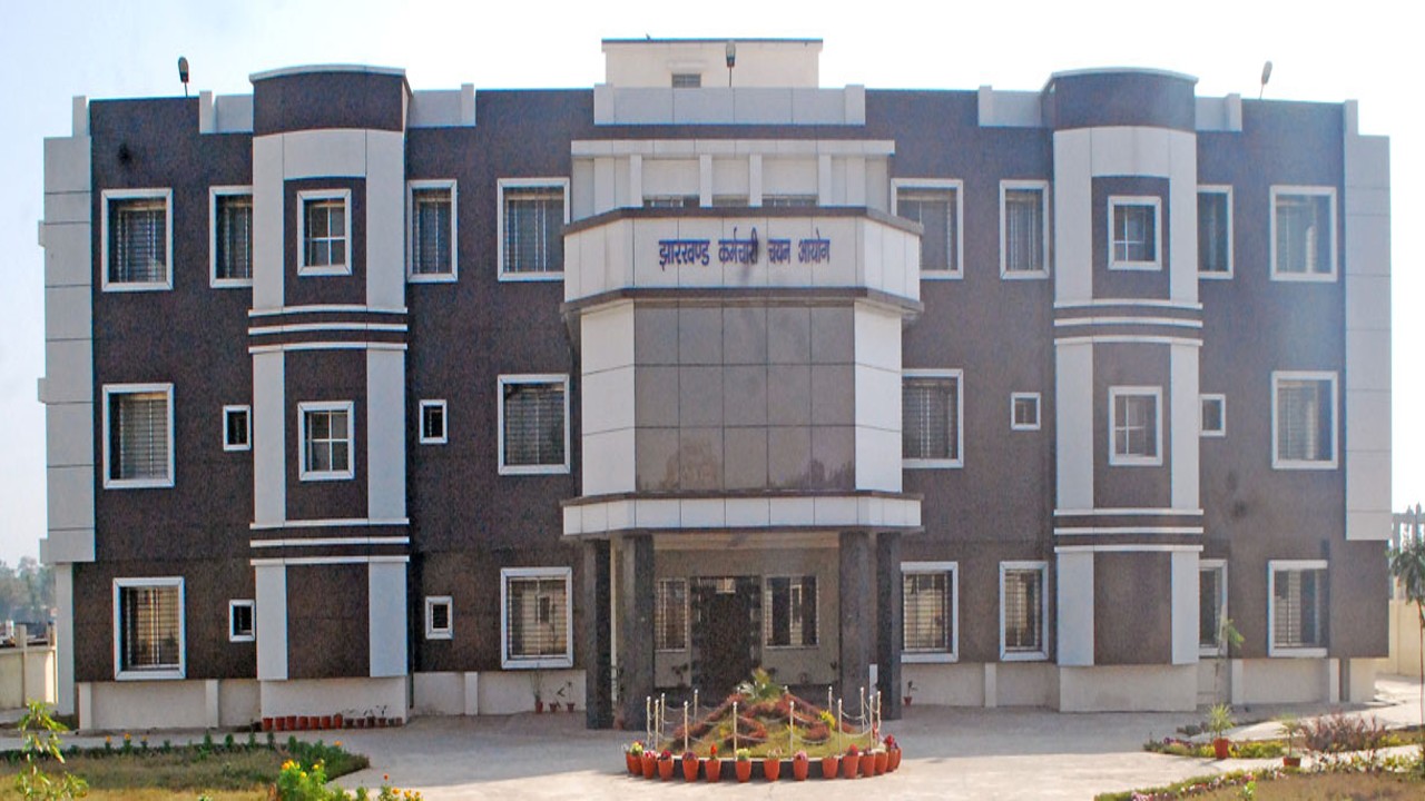 झारखंड बंद :  महिला पर्यवेक्षिका अभ्यर्थियों को दस्तावेज सत्यापन में हो रही परेशानी
