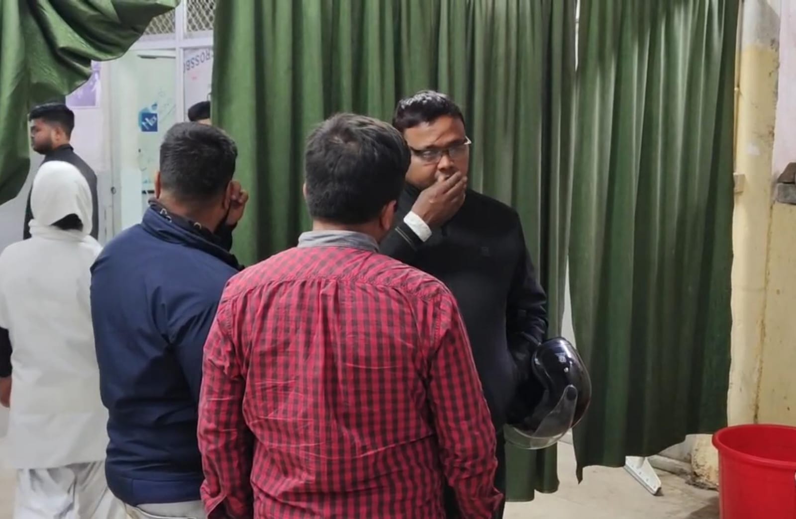 धनबाद :  पिकअप वैन और ऑटो की टक्कर में नवादा की महिला की मौत, परिवार में मातम