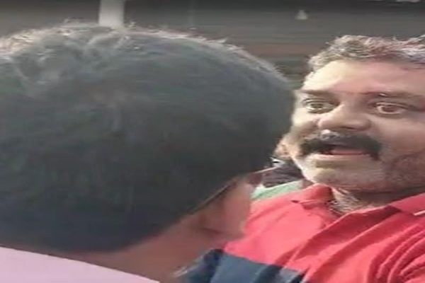 रामगढ़ एसपी ने भुरकुंडा थाना प्रभारी को हटाया, सड़क जाम हटाने के दौरान आम व्यक्ति से की थी मारपीट