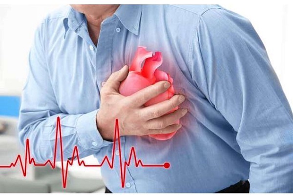 अररिया : मोबाइल पर बात करते-करते टीचर की हर्ट अटैक से मौत