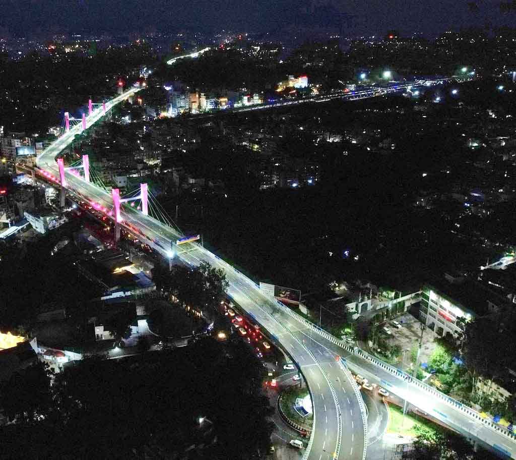 सिरमटोली फ्लाईओवर :  बेहतरीन डिजाइन व लेटेस्ट टेक्नोलॉजी का अद्भुत संगम, साउंड प्रूफ क्रैश बेरियर दे रहा मिसाल