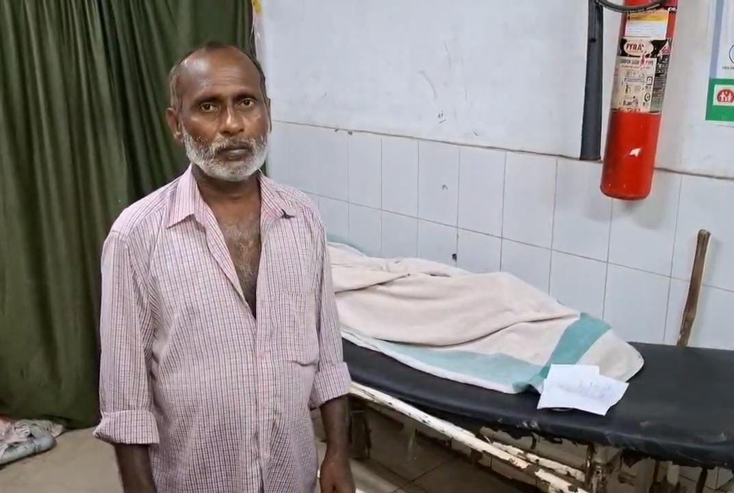 धनबाद :  ठनका गिरने से बच्ची की मौत, महिला  गंभीर रूप से झुलसी